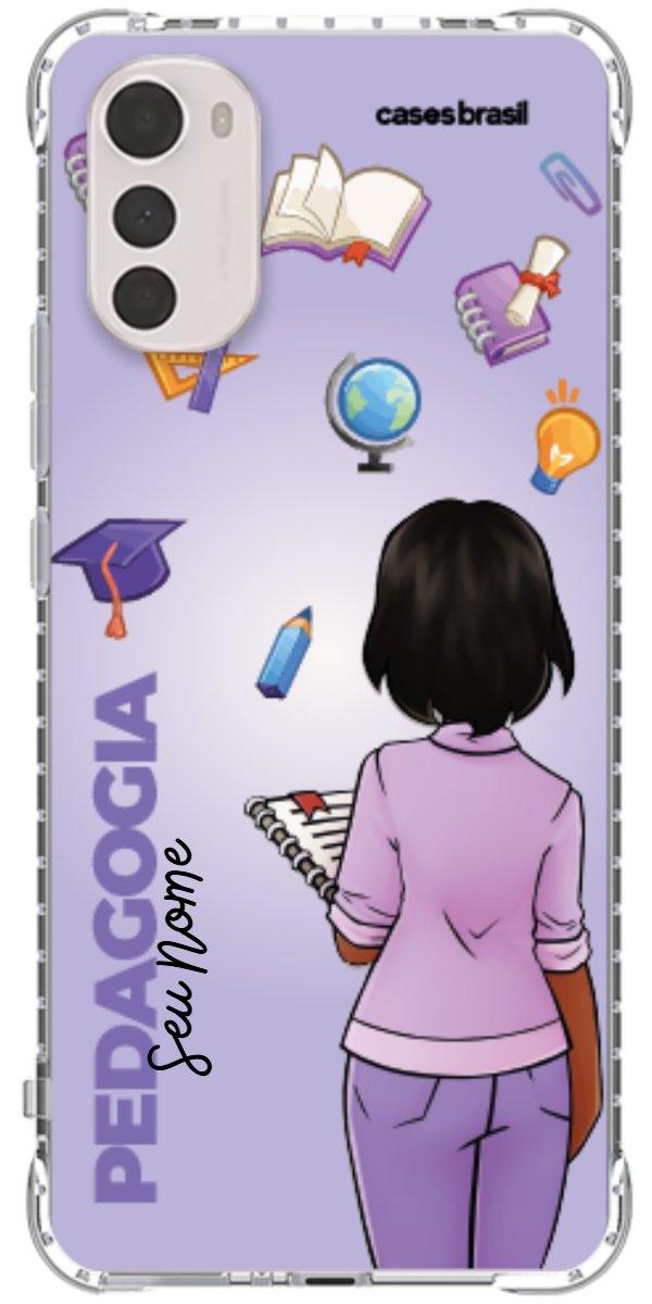 Capinha para celular Pedagogia - Boneca Profissão Com Fundo