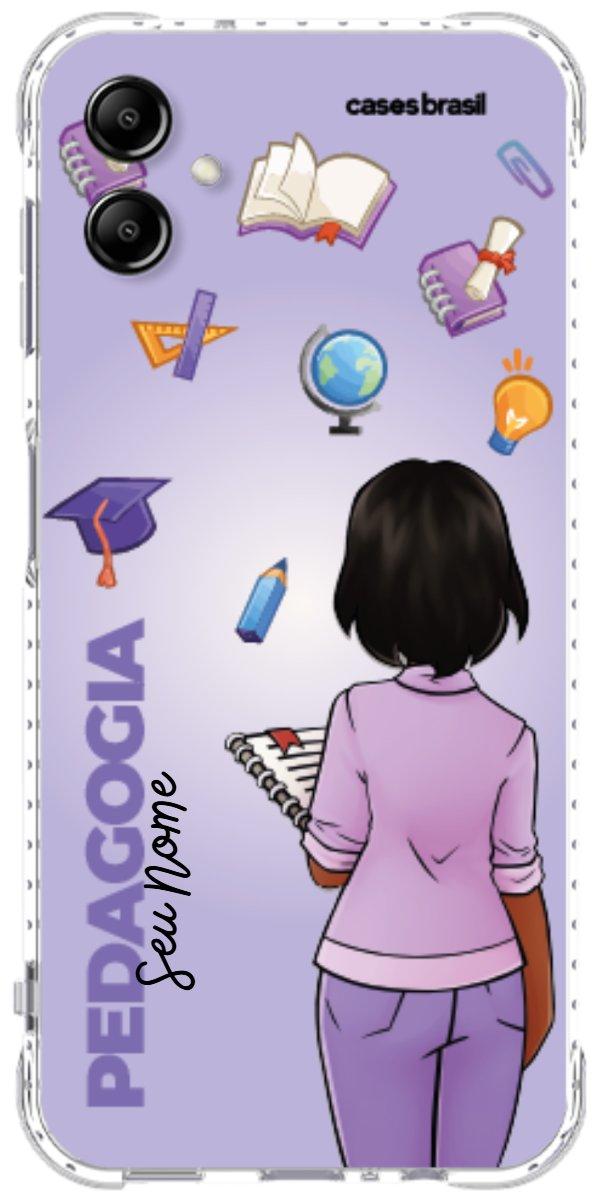 Capinha para celular Pedagogia - Boneca Profissão Com Fundo