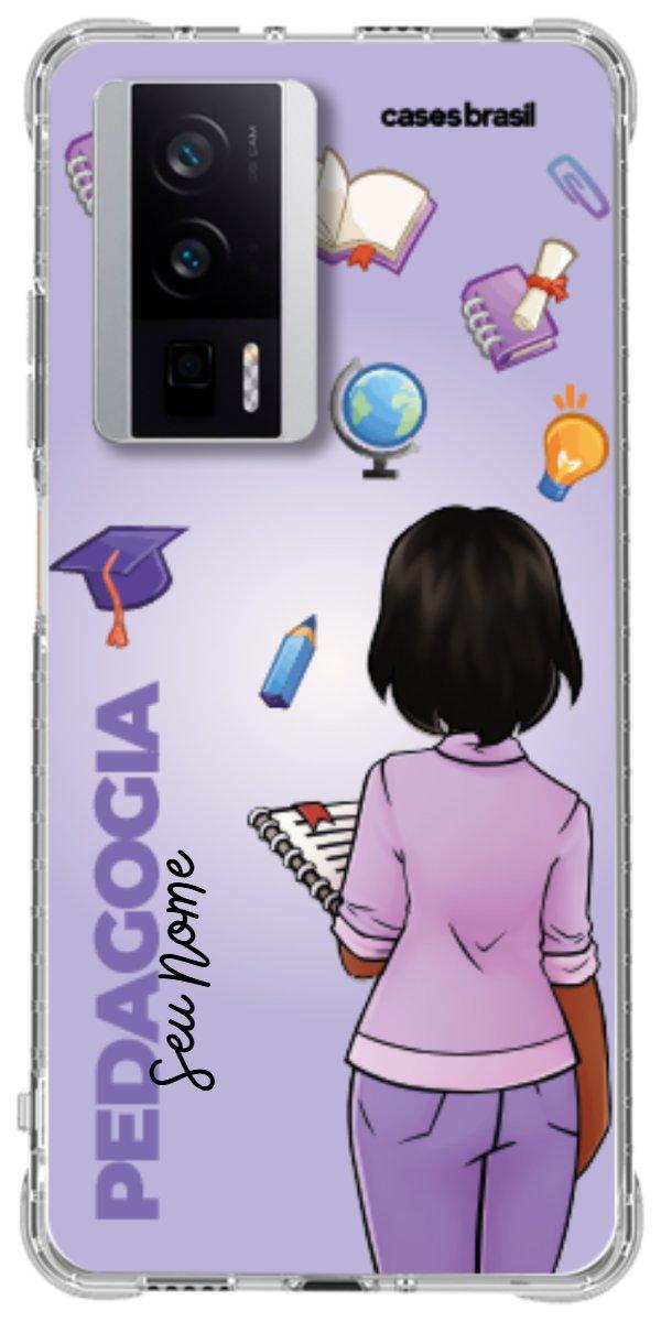 Capinha para celular Pedagogia - Boneca Profissão Com Fundo