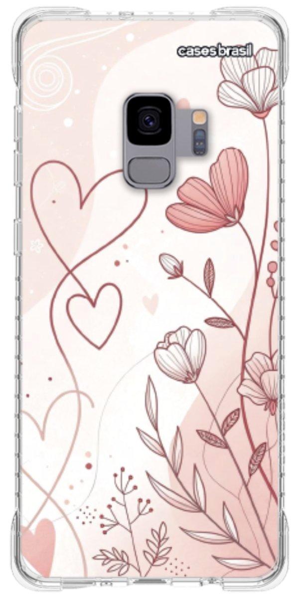 Capinha para Celular Floral com Corações